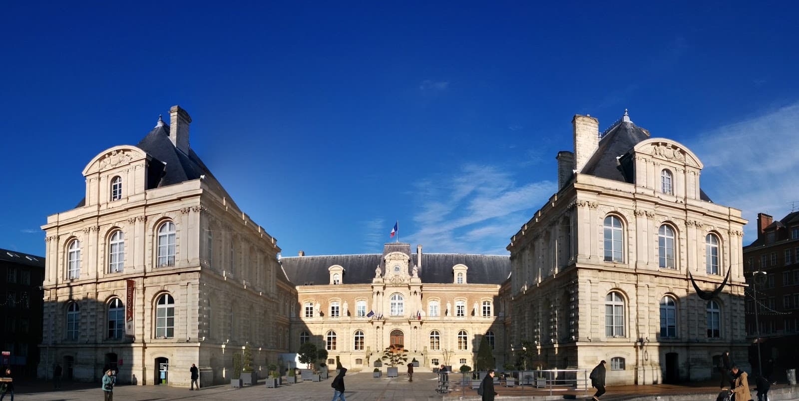 Amiens Town Hall - Image 1