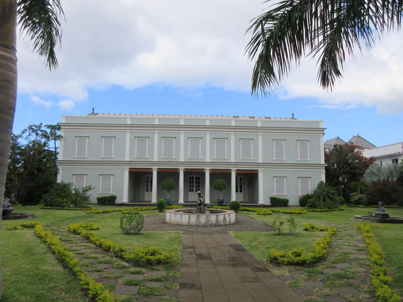 Rue de Paris Saint-Denis Réunion - Image 1