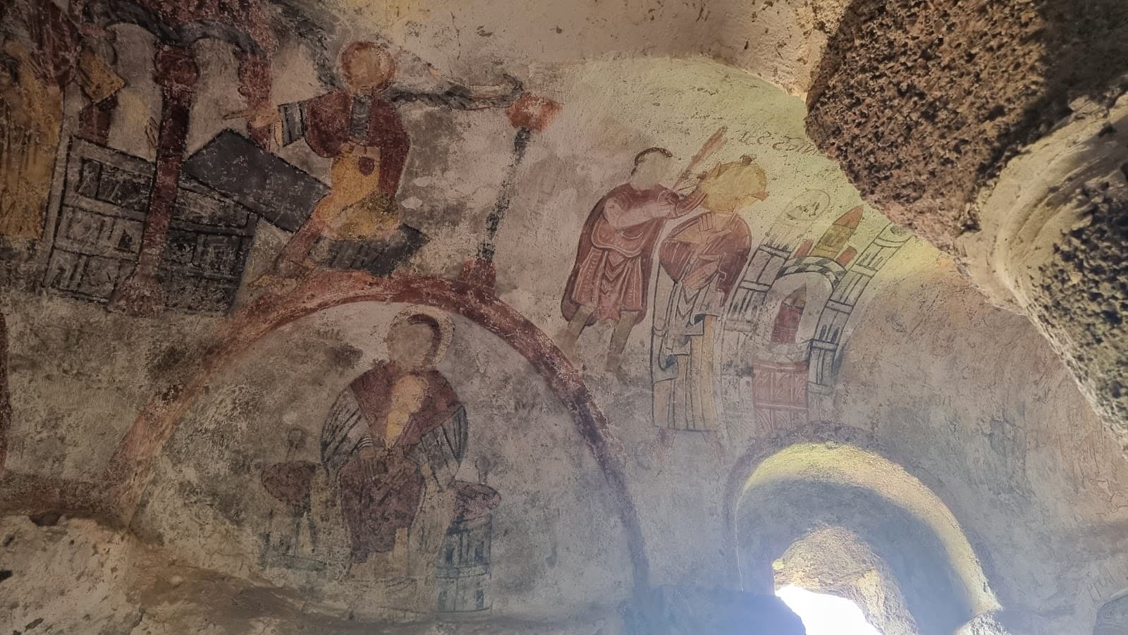 Jonas Cave Site - Image 1