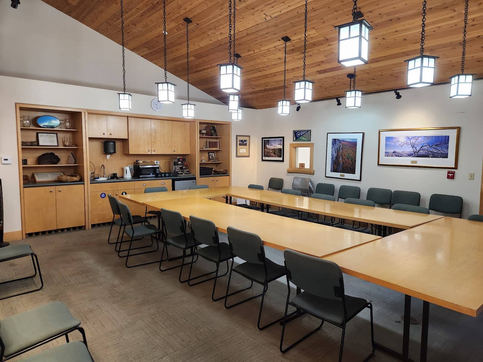 Mohonk Preserve Visitor Center - Image 1