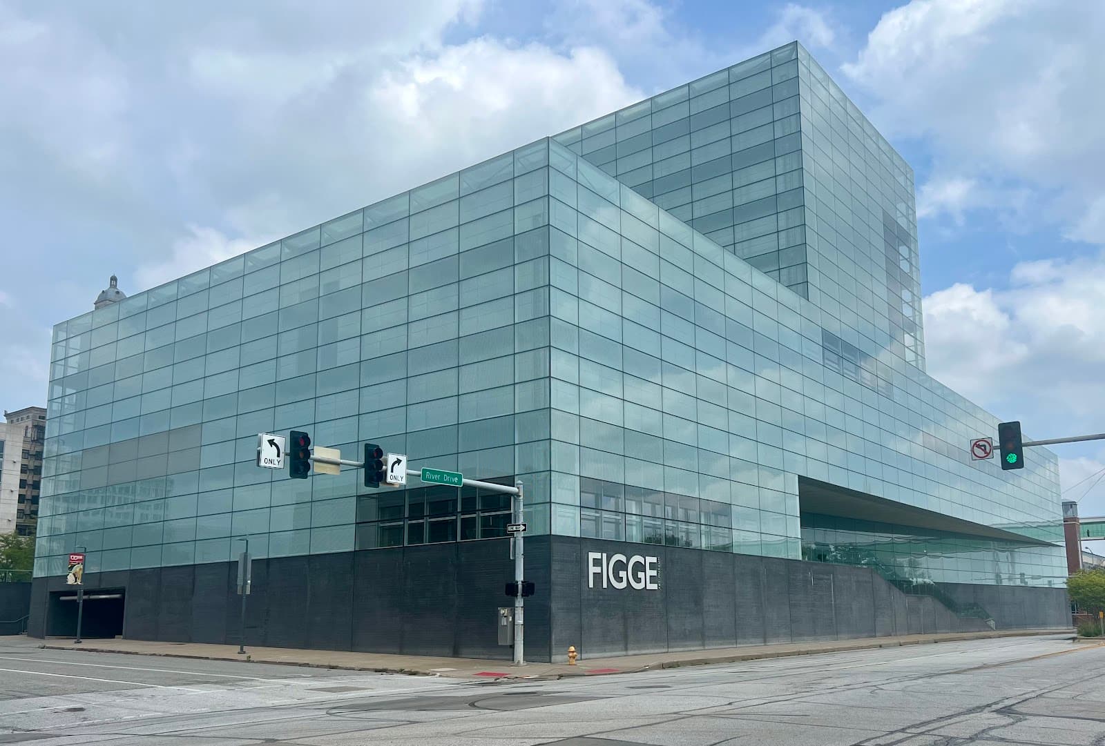 Figge Art Museum - Image 1