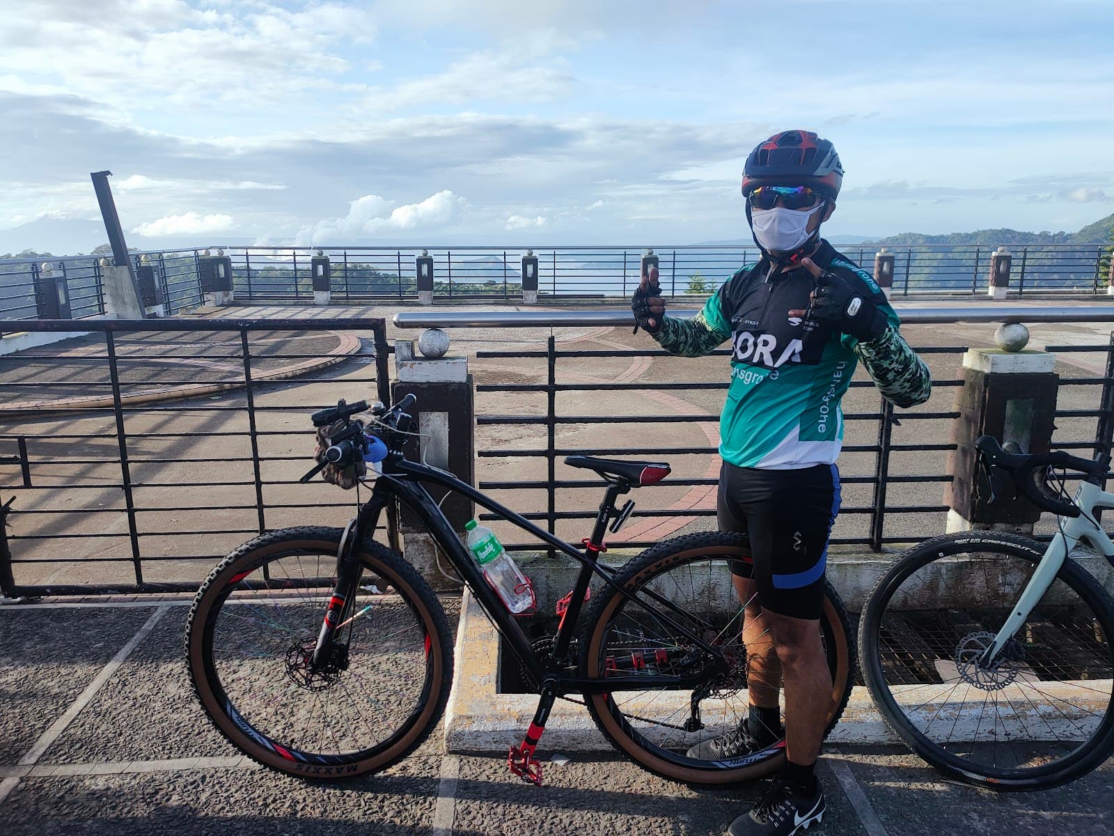 Tagaytay Ridge - Image 1