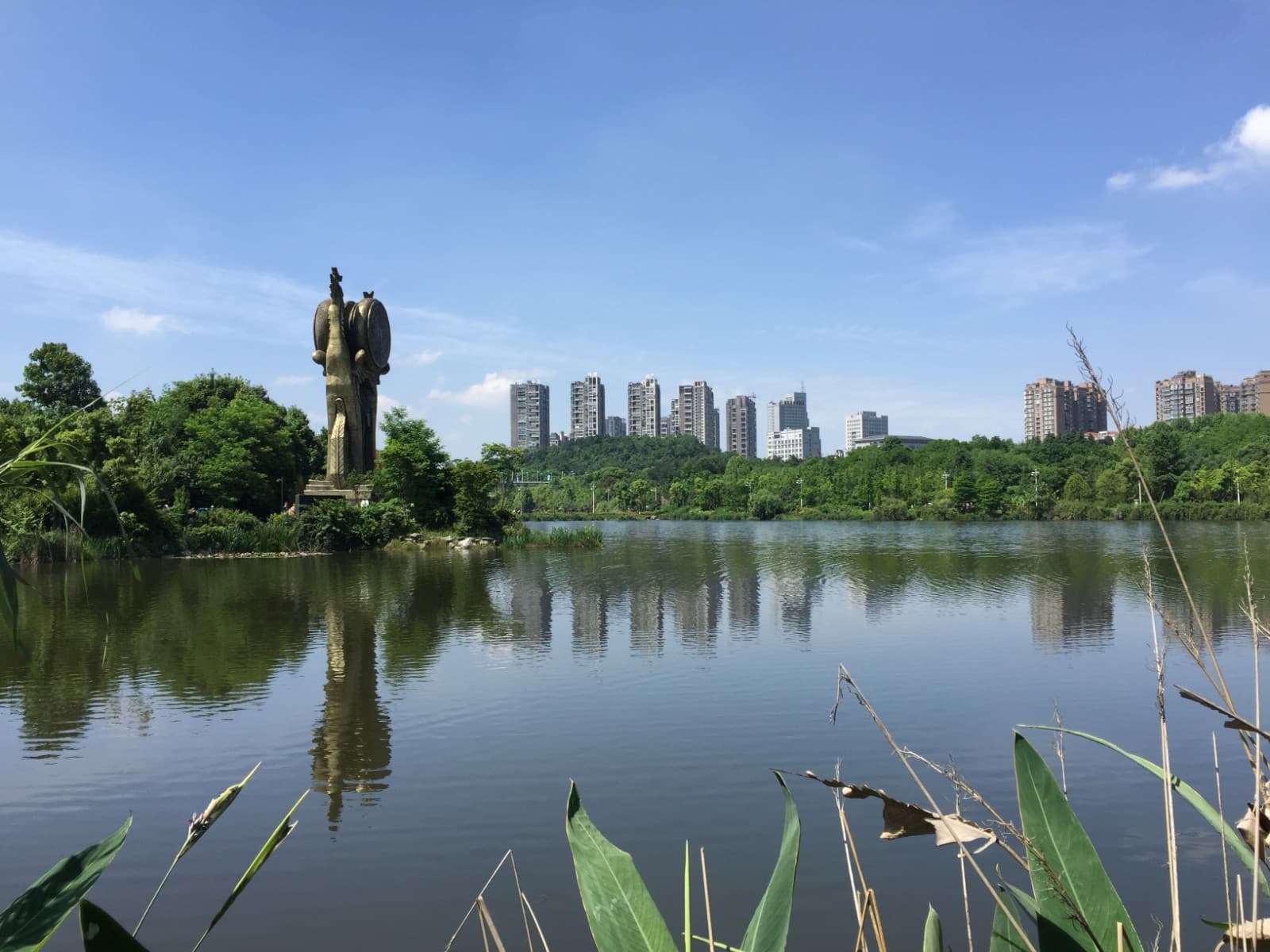 Guanshanhu Park - Image 1