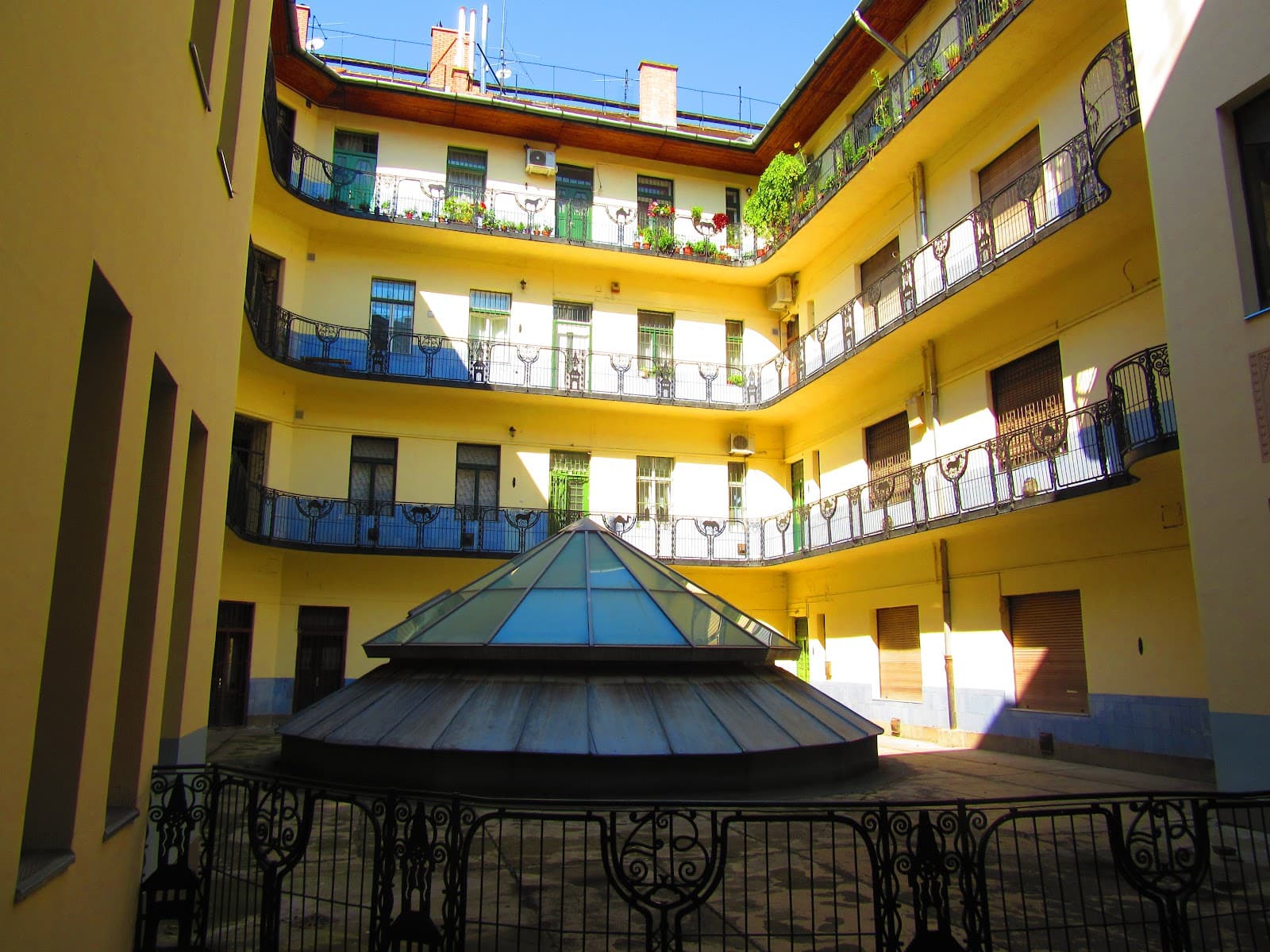 Dohány u. 22, Budapest, 1074 Hungary - Image 1