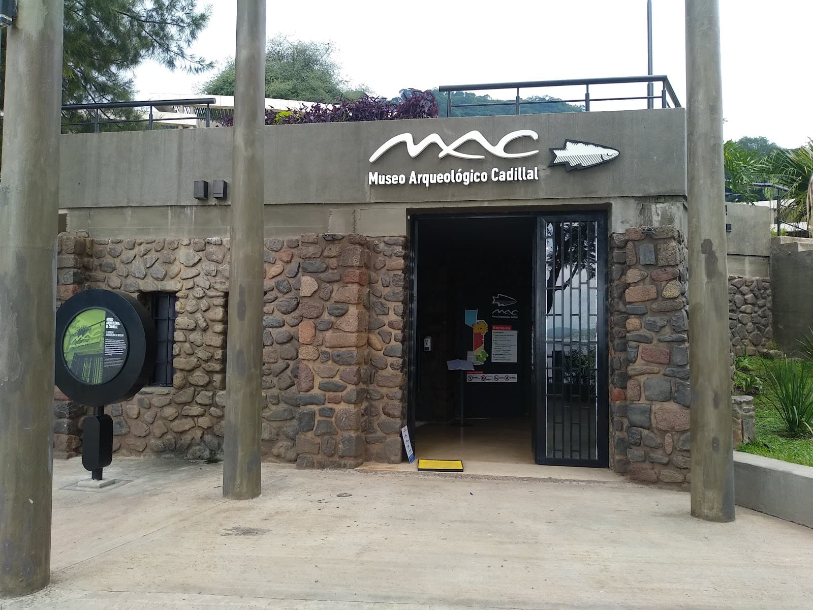 Museo Arqueológico El Cadillal - Image 1