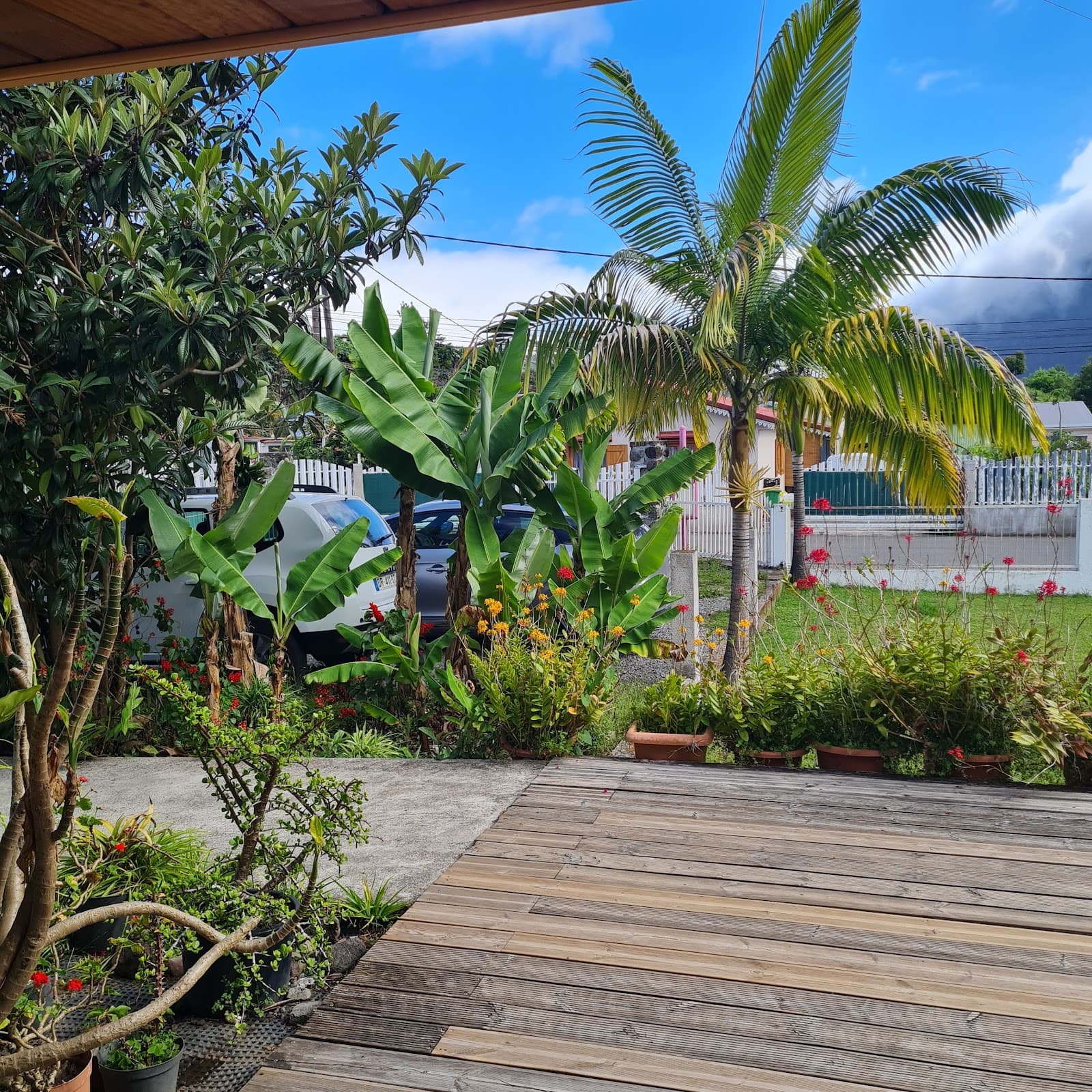 Lentil Terraces (Ilet à Cordes) - Image 1