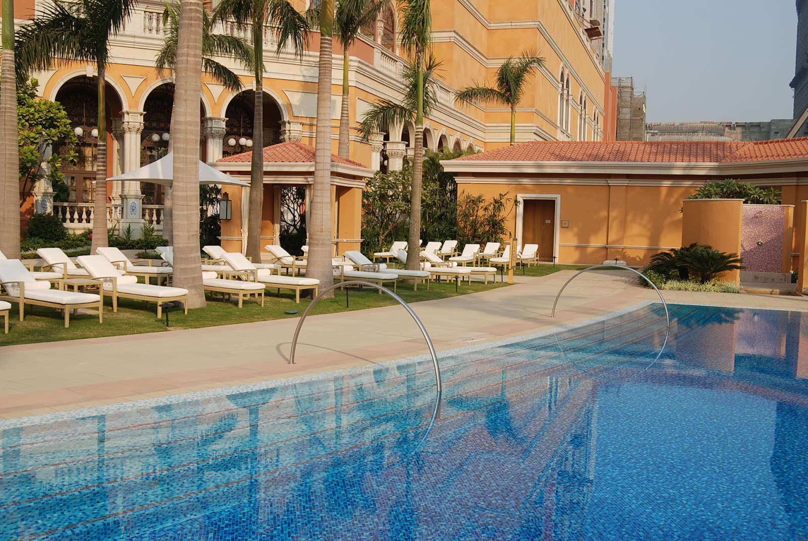 Four Seasons Hotel Macao - Image 1