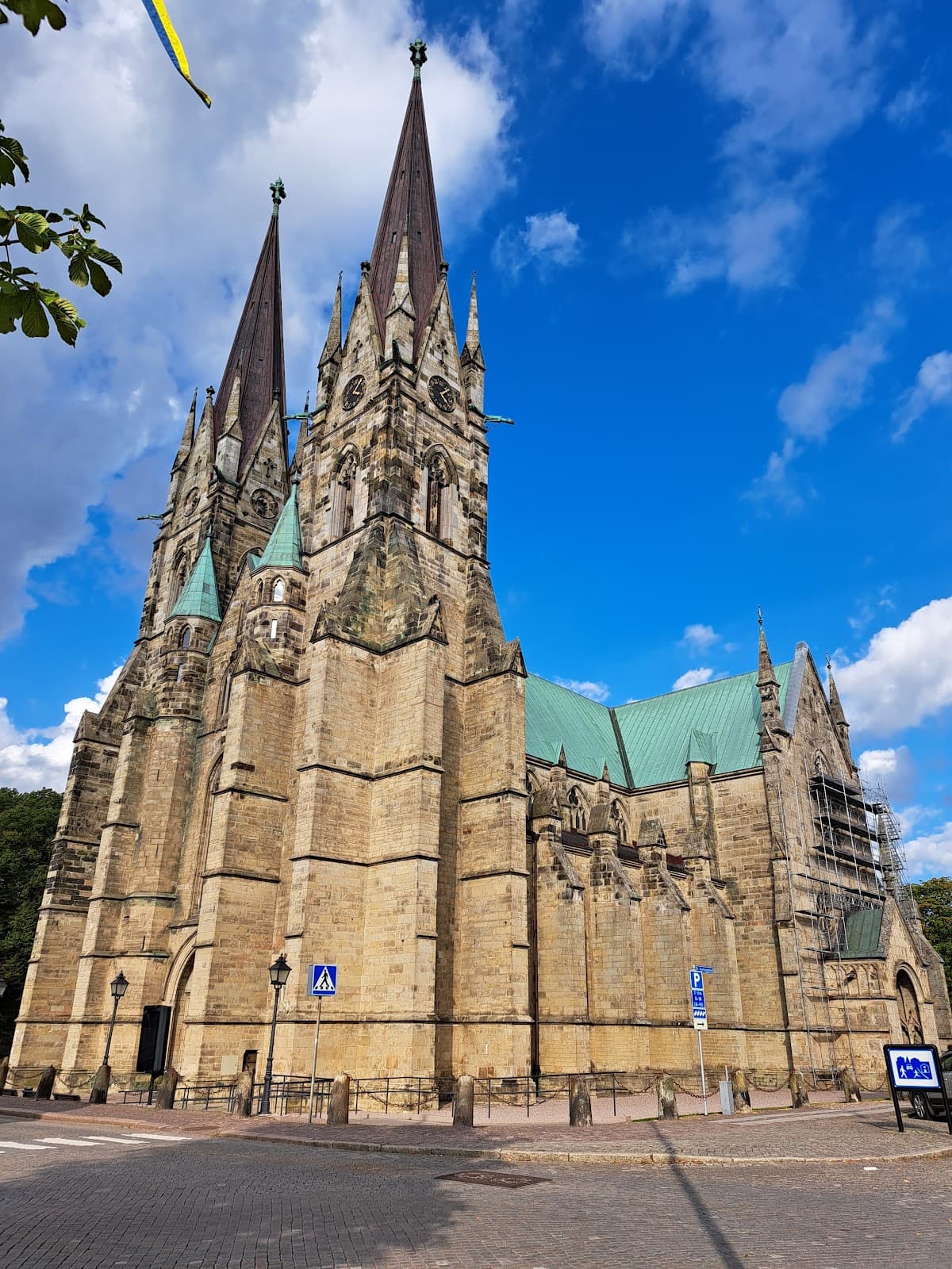 Skara Cathedral - Image 1