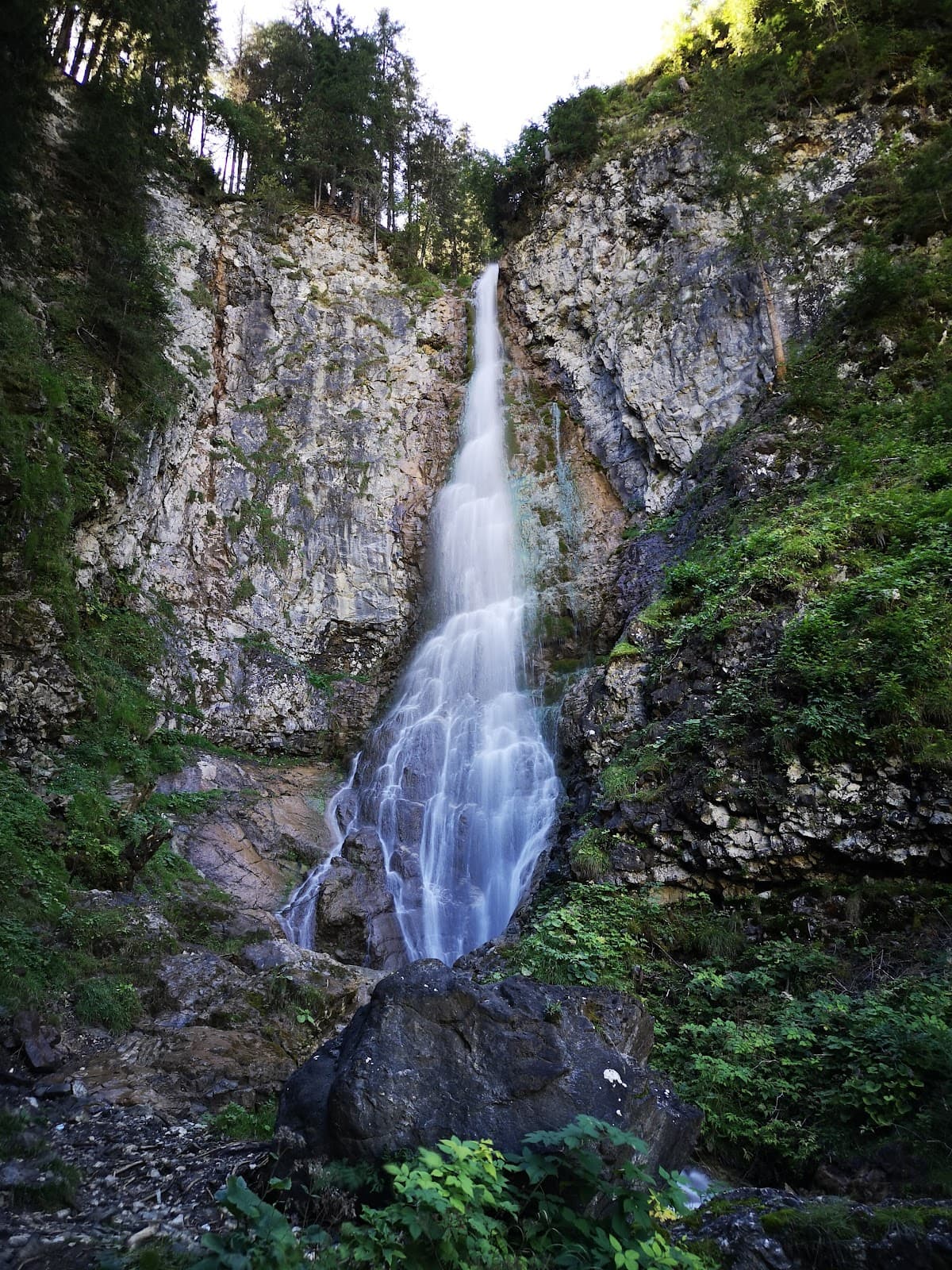Tervela Waterfall - Image 1