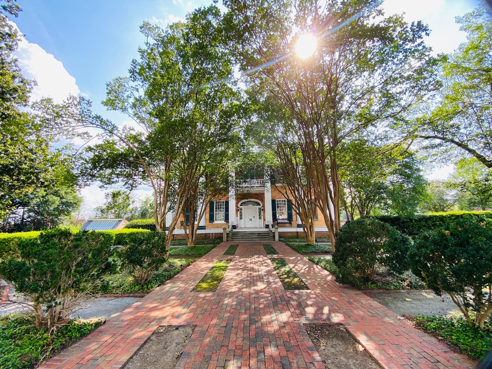 Battle–Friedman House - Image 1