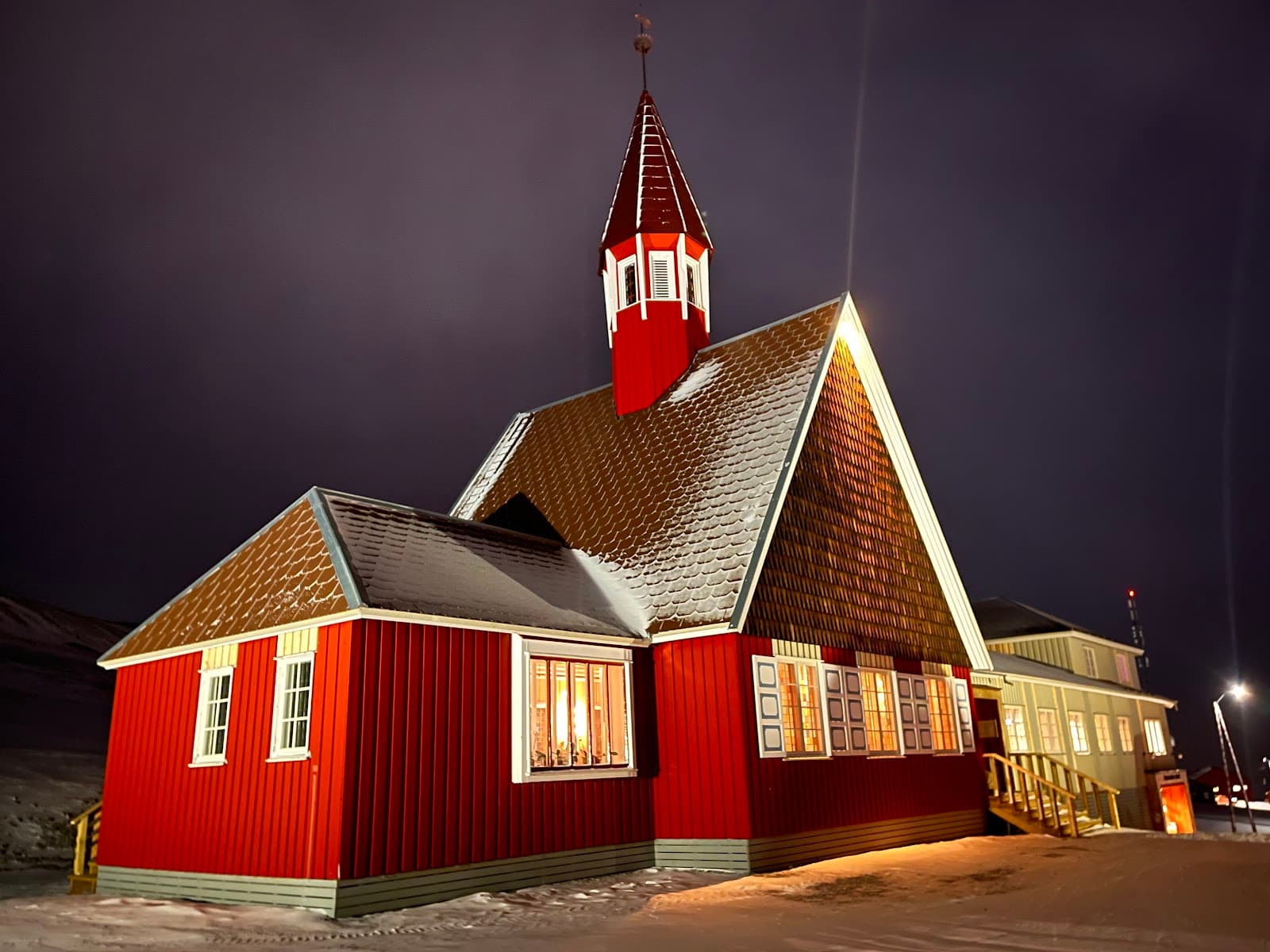 Longyearbyen Church - Image 1