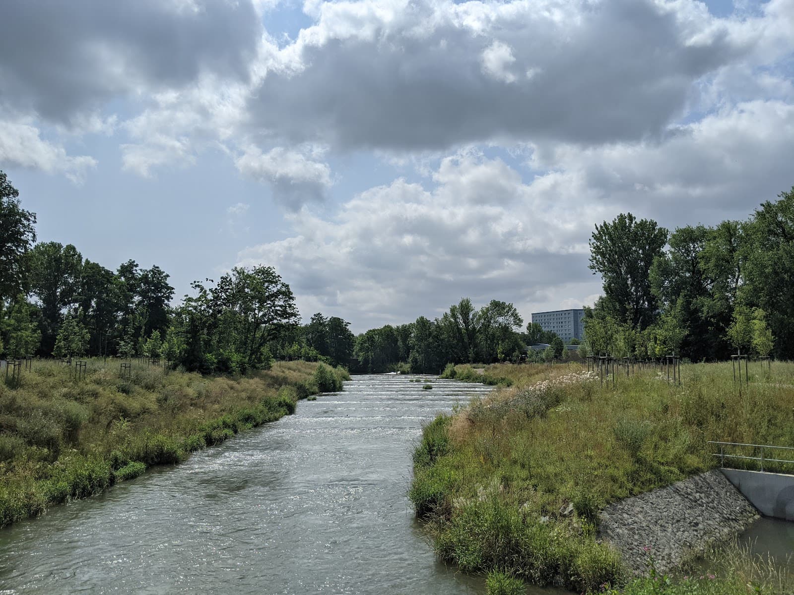 Northern Geraaue Park - Image 1