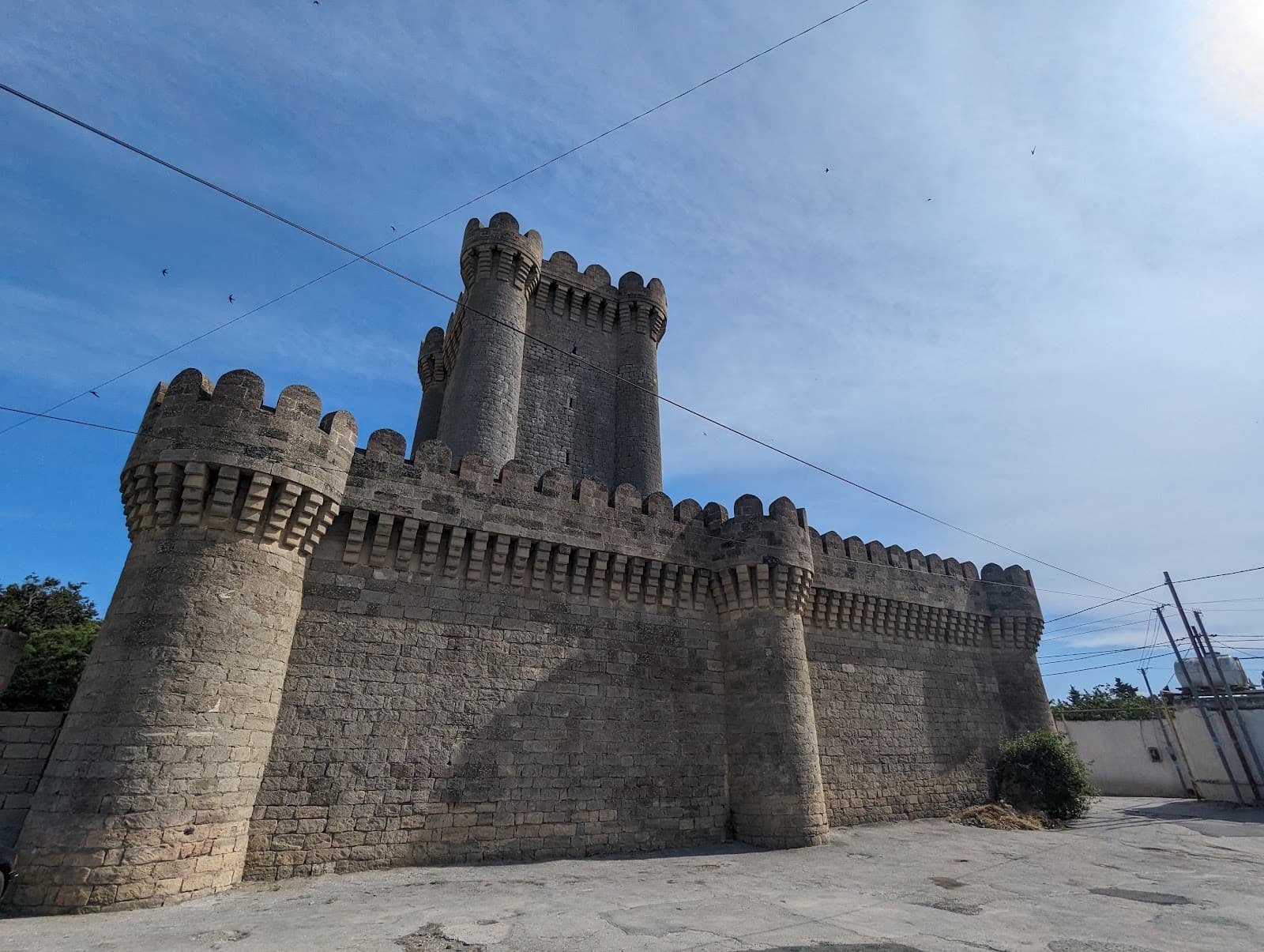 Mardakan Quadrangular Castle - Image 1
