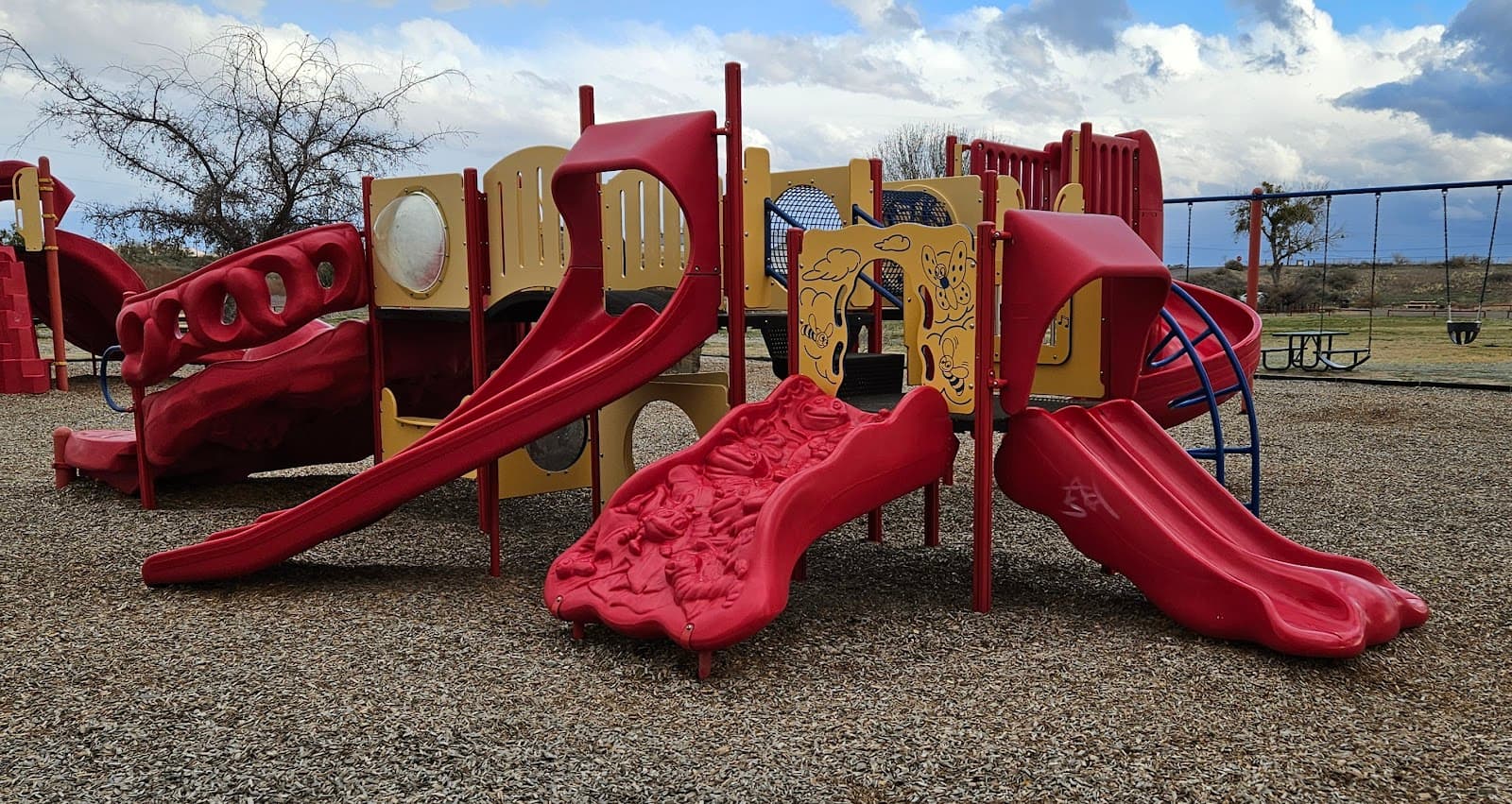 Escondida Lake Park - Image 1