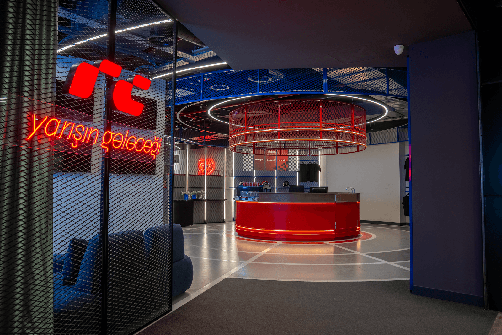 Unique Simulation Experience