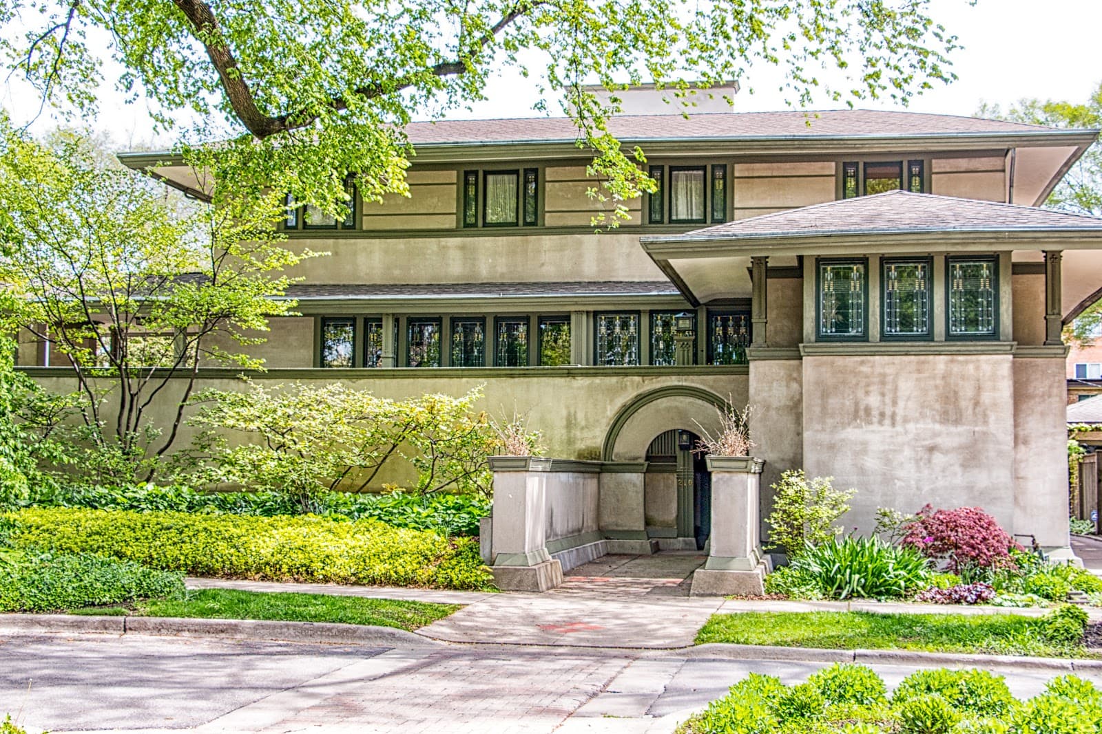 Frank Thomas House - Image 1