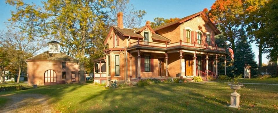 Victorian Home & Carriage House Museum - Image 1