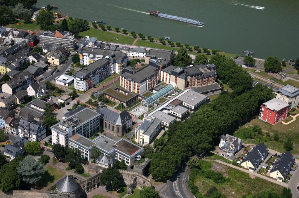 Hospitalkirche St. Nikolaus - Image 1