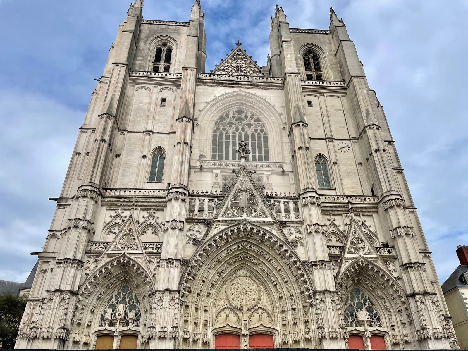 Cathédrale Saint-Pierre-et-Saint-Paul - Image 1