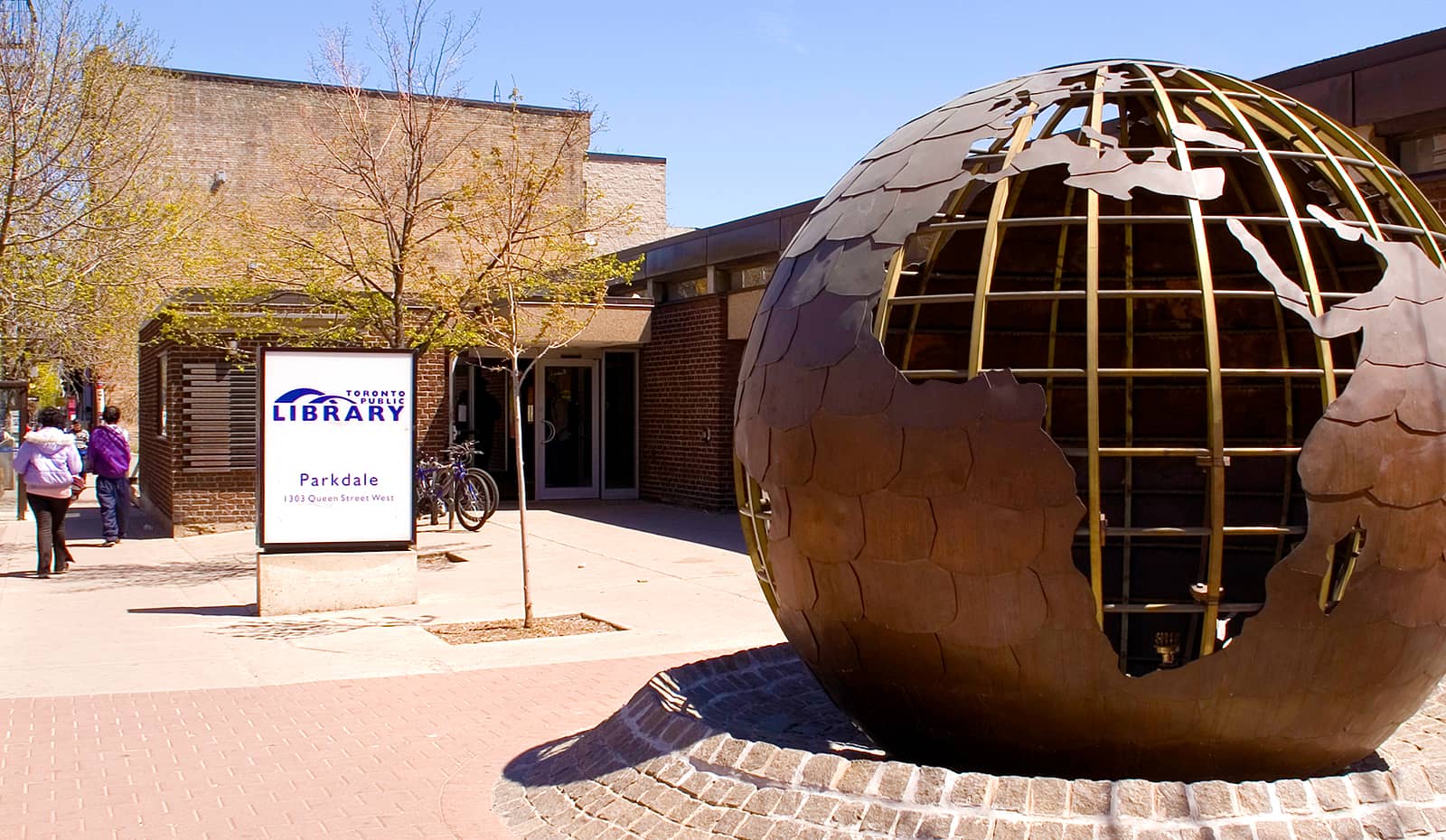 Community & Quiet Study Spaces