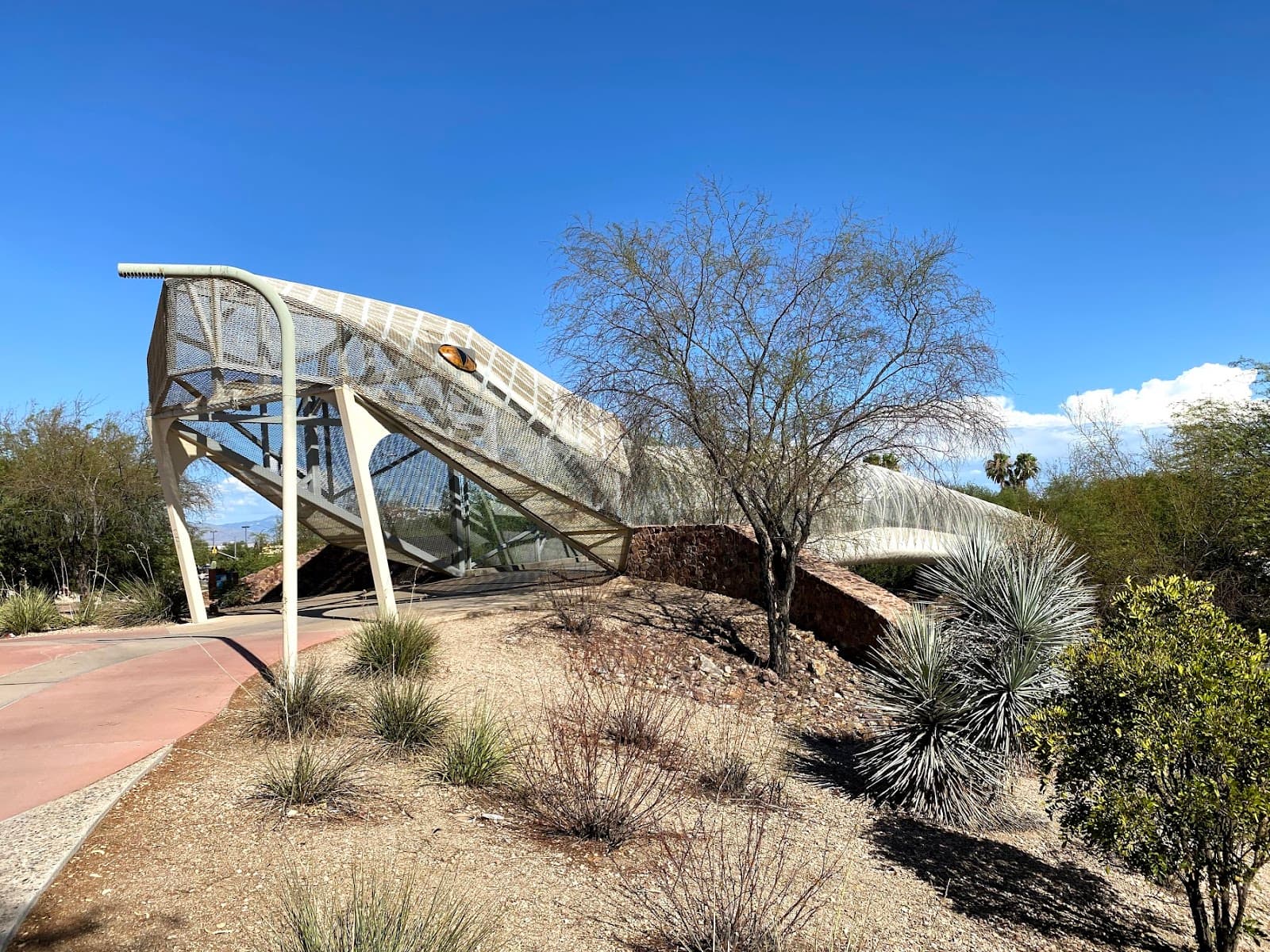 Diamondback Bridge (Rattlesnake Bridge) - Image 1