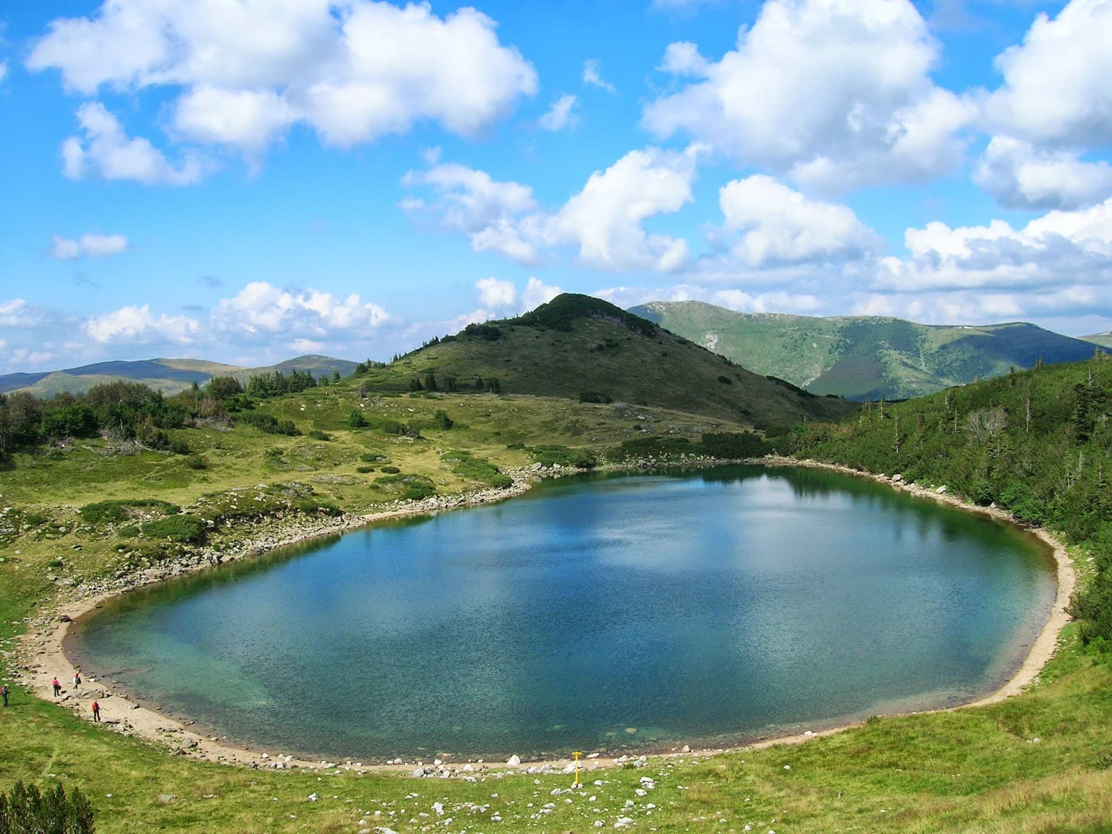Ursulovačko Lake - Image 1