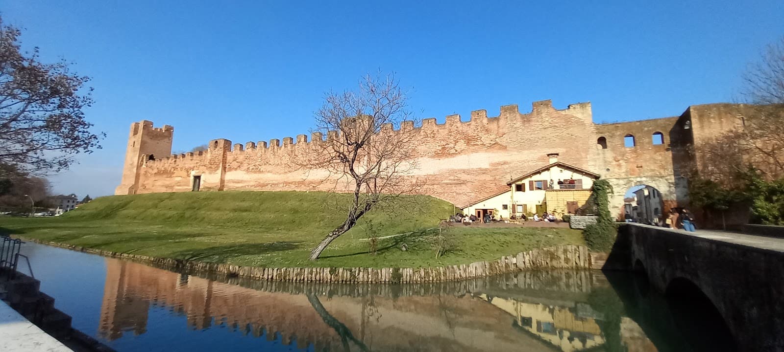 Castelfranco Veneto walled town - Image 1
