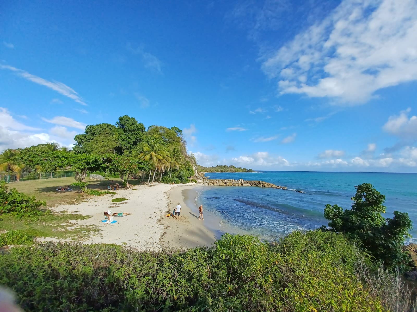 Anse Vinaigri - Image 1