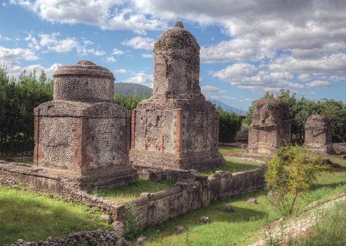 Opus Incertum & Reticulatum Mausoleums