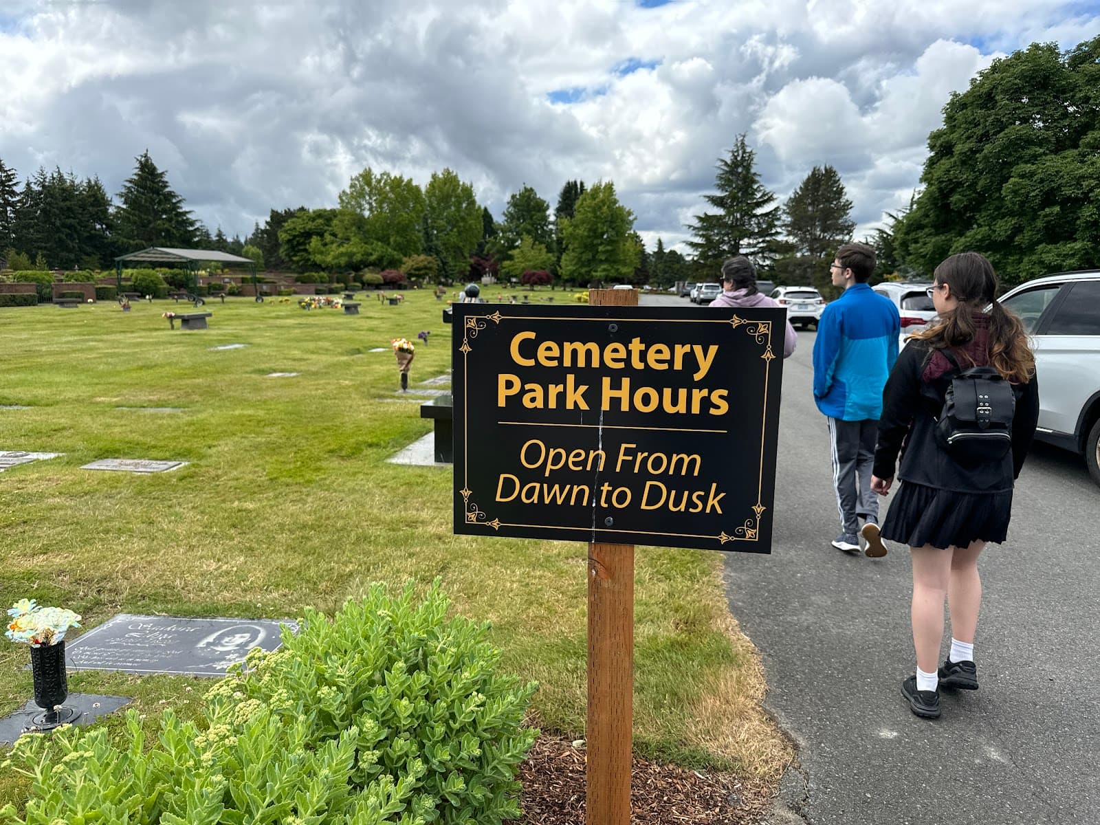 Sunset Hills Memorial Park - Image 1