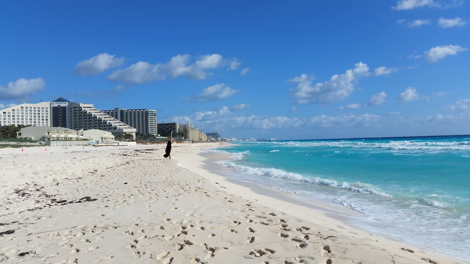 Cancun Beach - Image 1