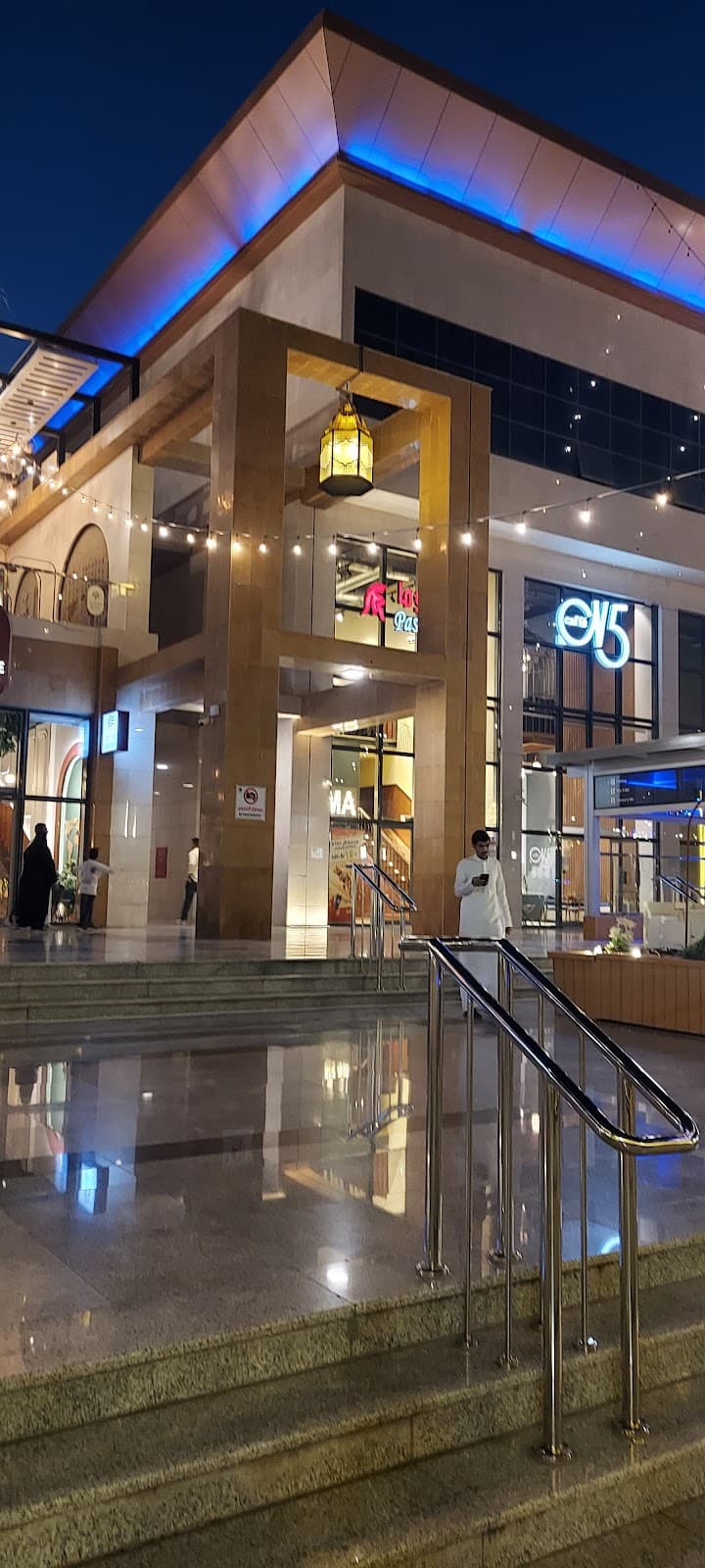 Quba Boulevard - Image 1