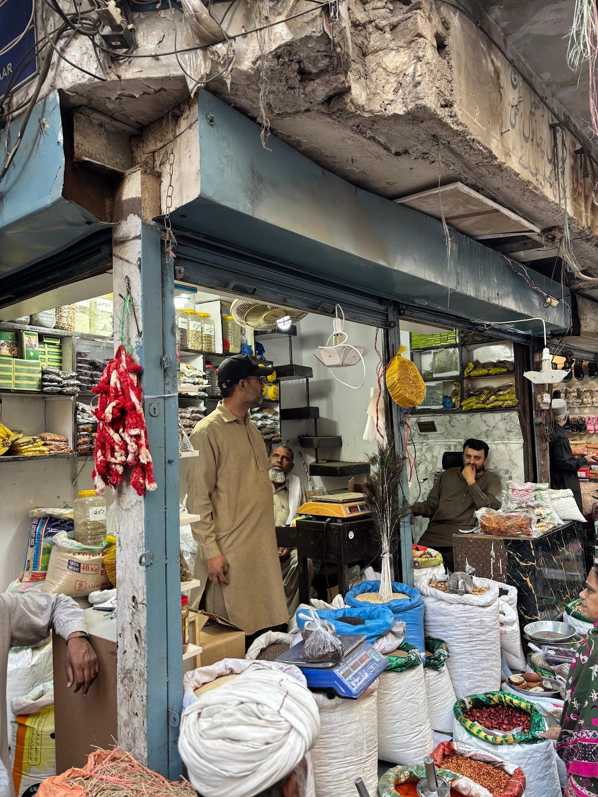 Akbari Mandi Spice Market - Image 1