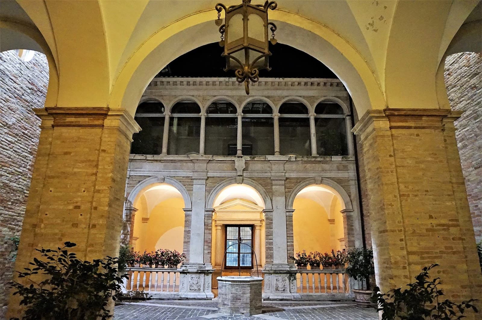 Palazzo Azzolino - Image 1