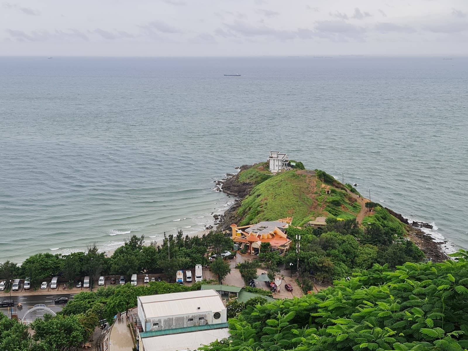Nghinh Phong Cape - Image 1