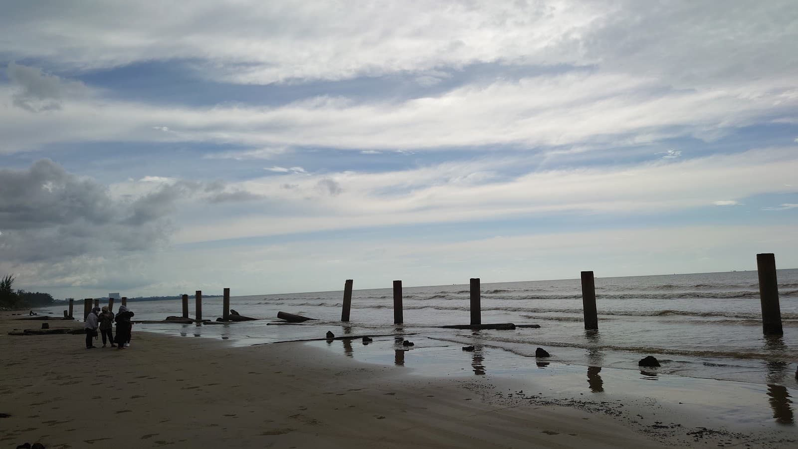 Lutong Beach - Image 1