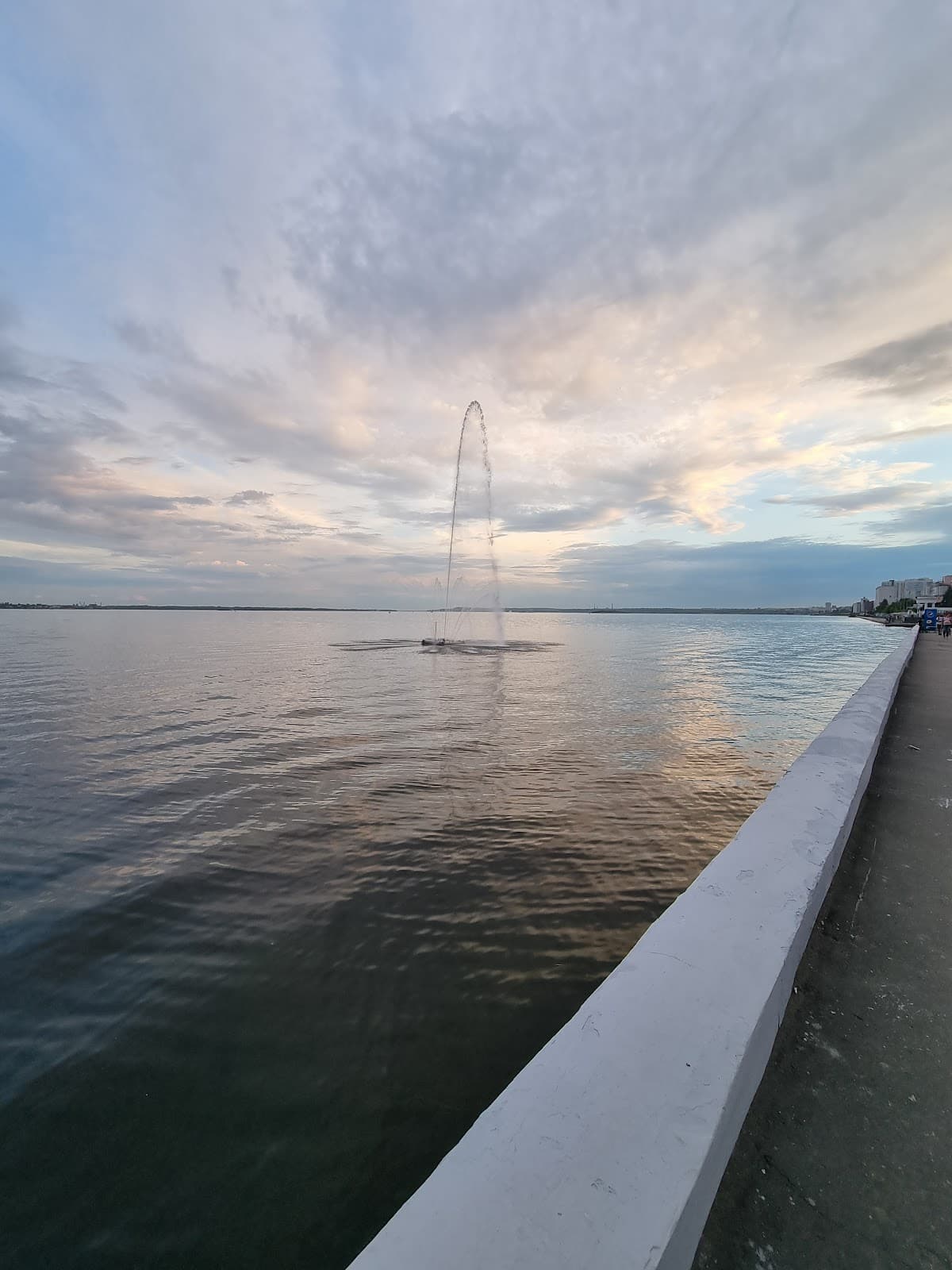 Volga Embankment - Image 1