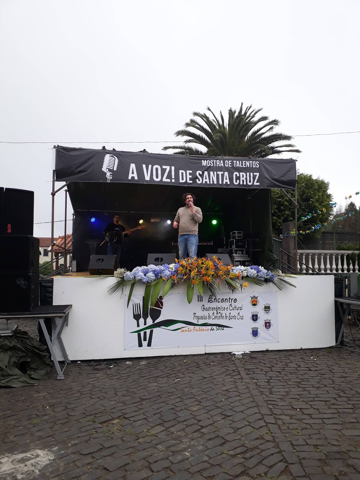 Local Crafts & Souvenirs