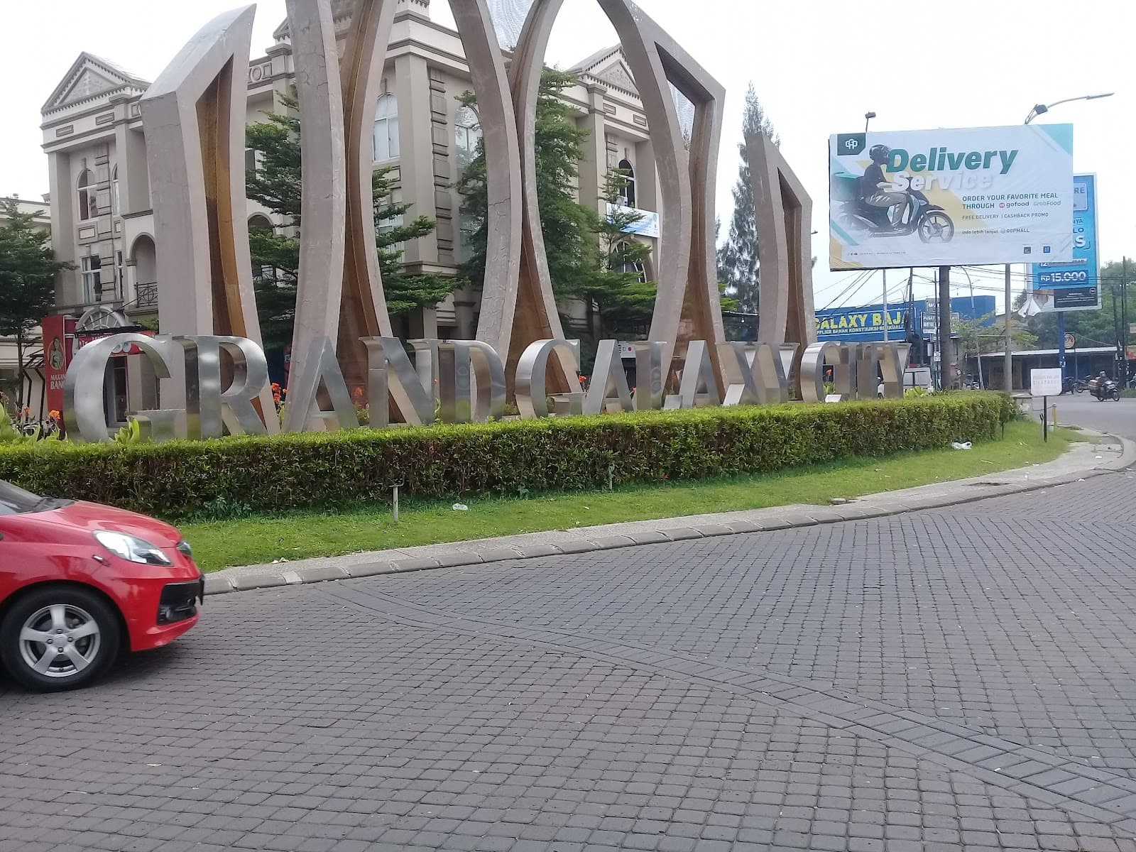 Grand Galaxy City - Image 1