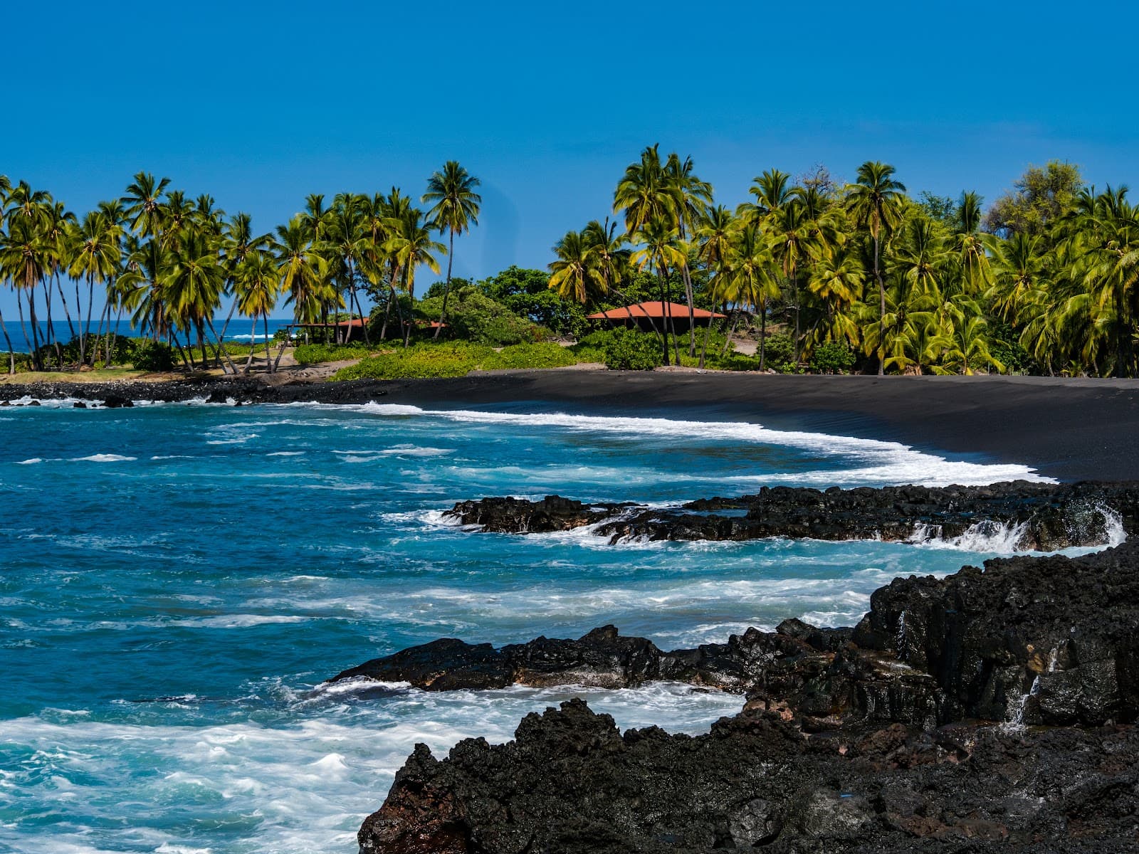 Honomalino Beach - Image 1