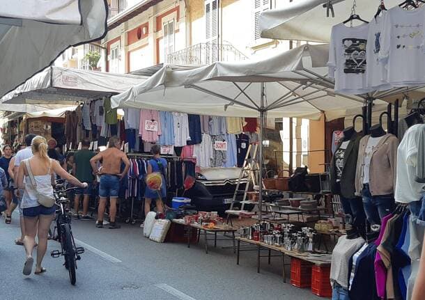 Luino Market - Image 1