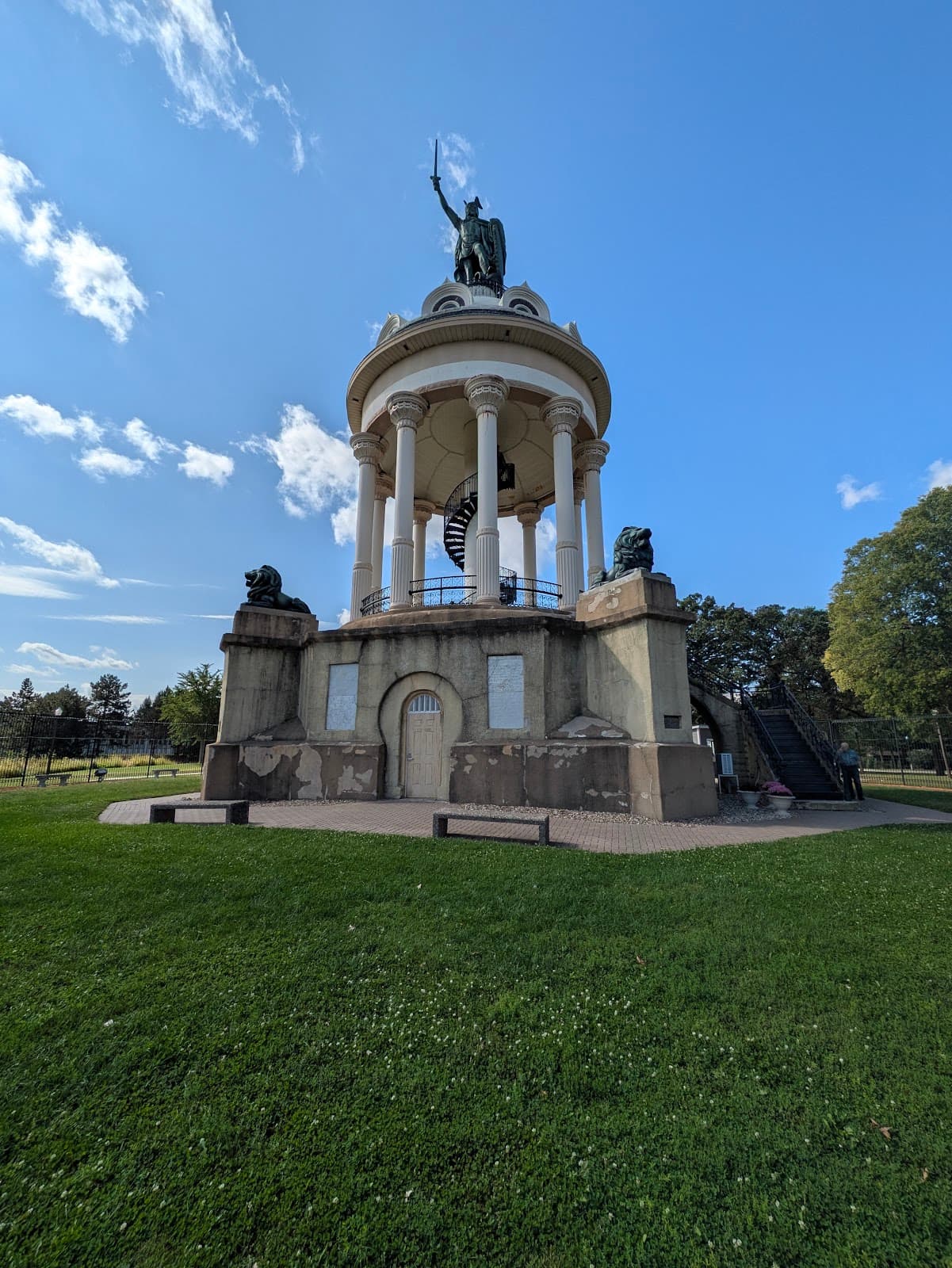 Hermann Heights Park - Image 1