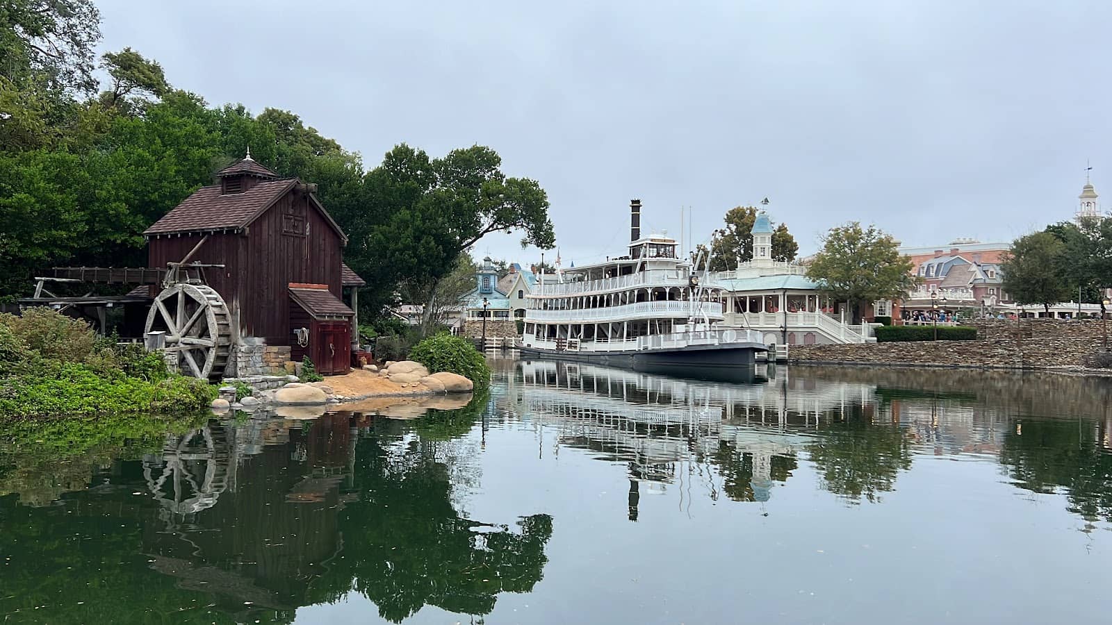 Liberty Square Riverboat
