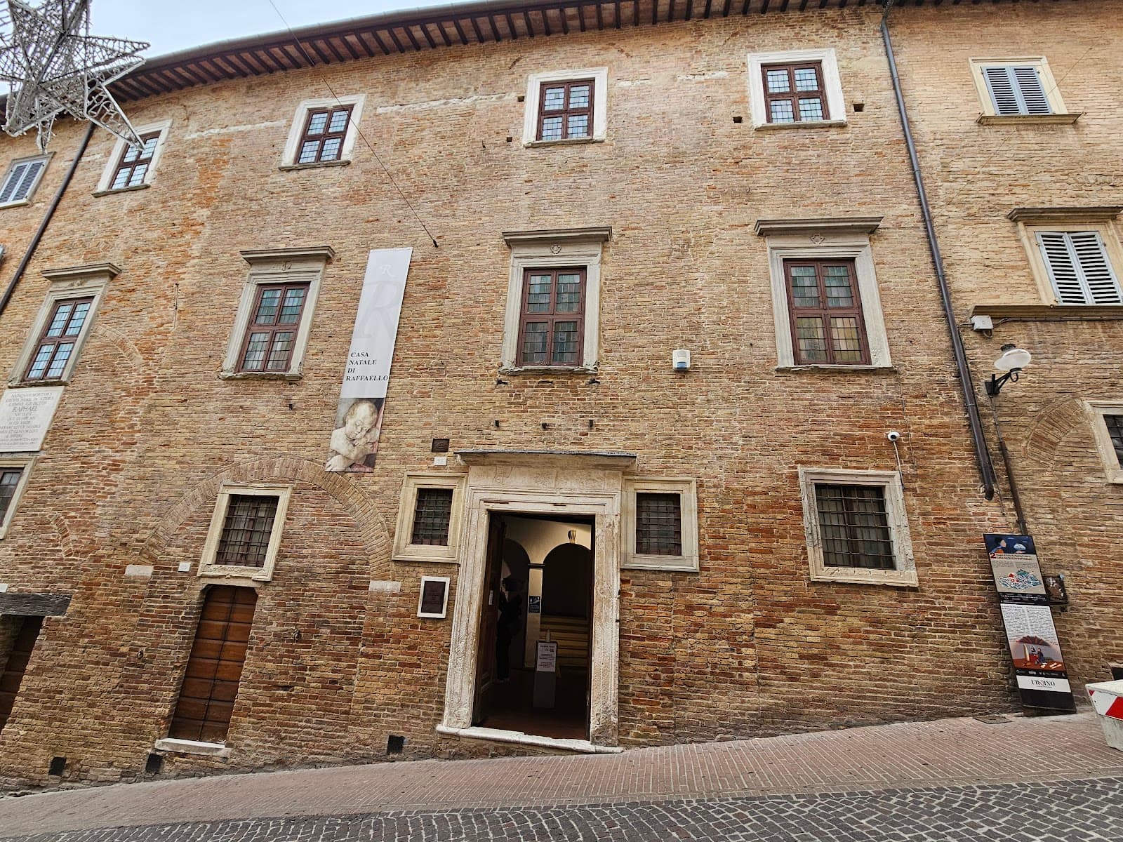 Raphael’s House (Urbino) - Image 1