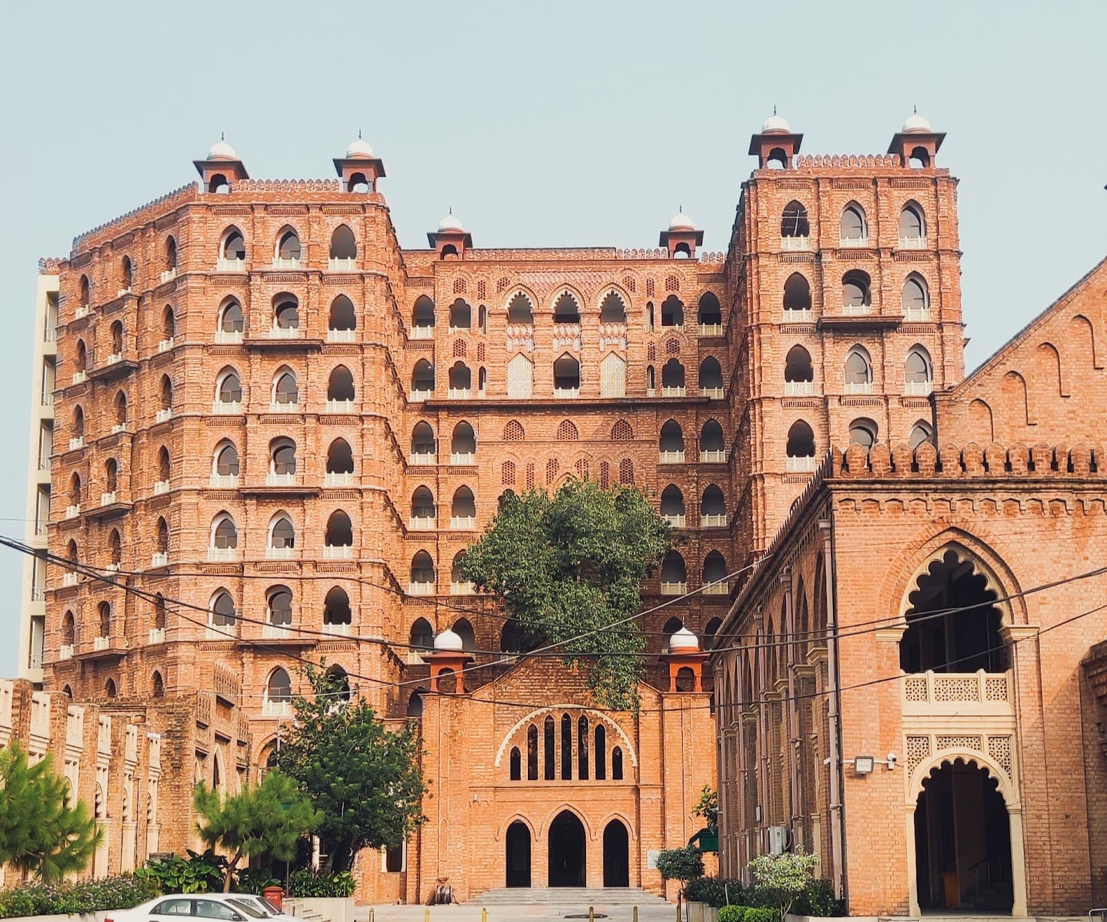 Lahore High Court - Image 1