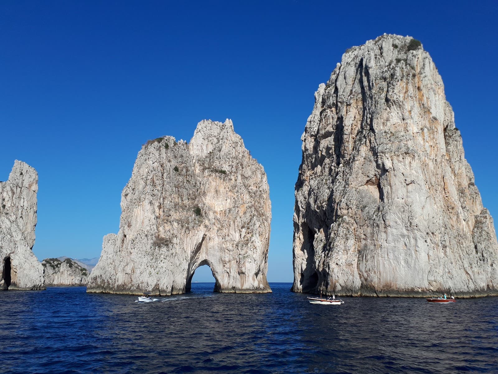 Faraglioni Capri - Image 1