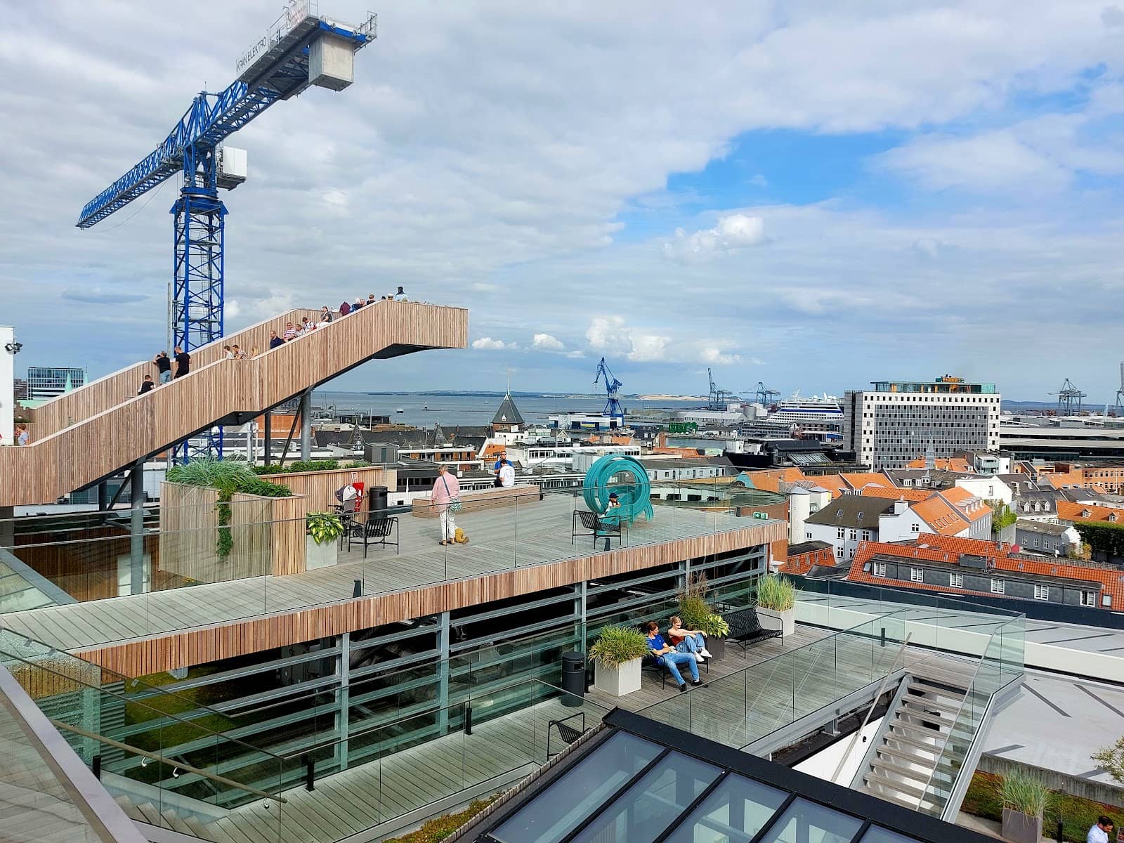 Rooftop Restaurant & Cafe