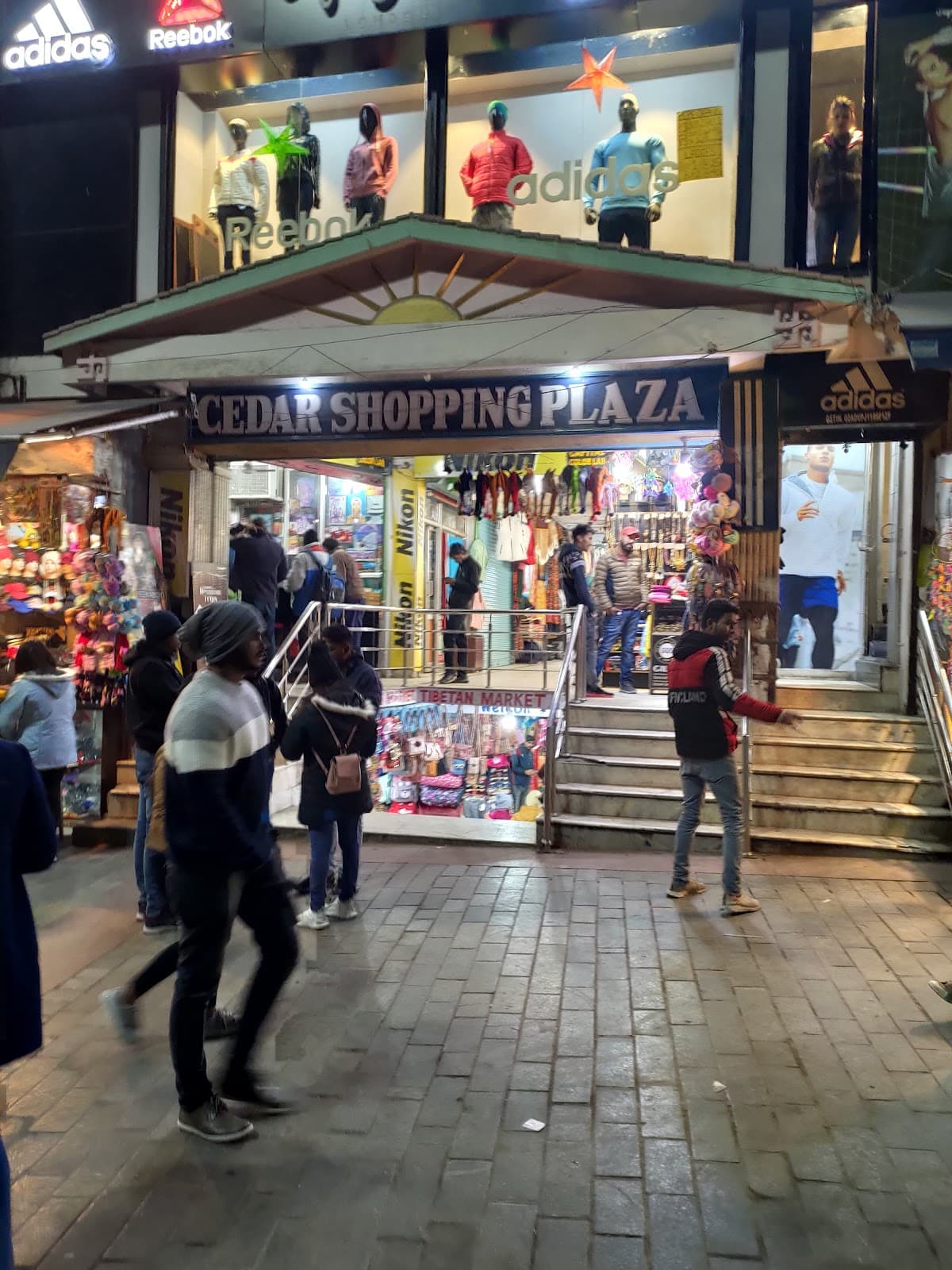 Tibetan Market Manali - Image 1