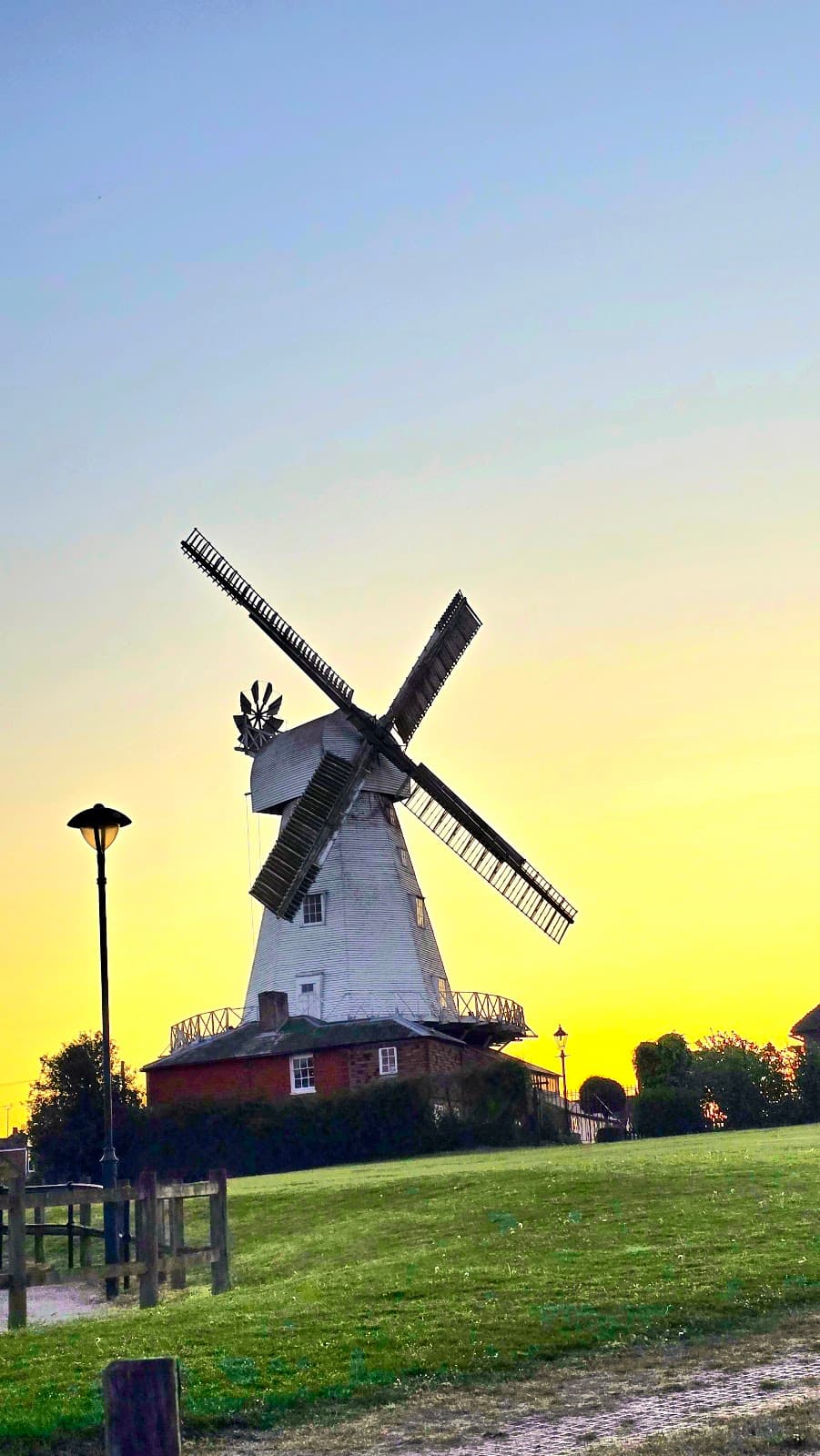 Willesborough Windmill - Image 1