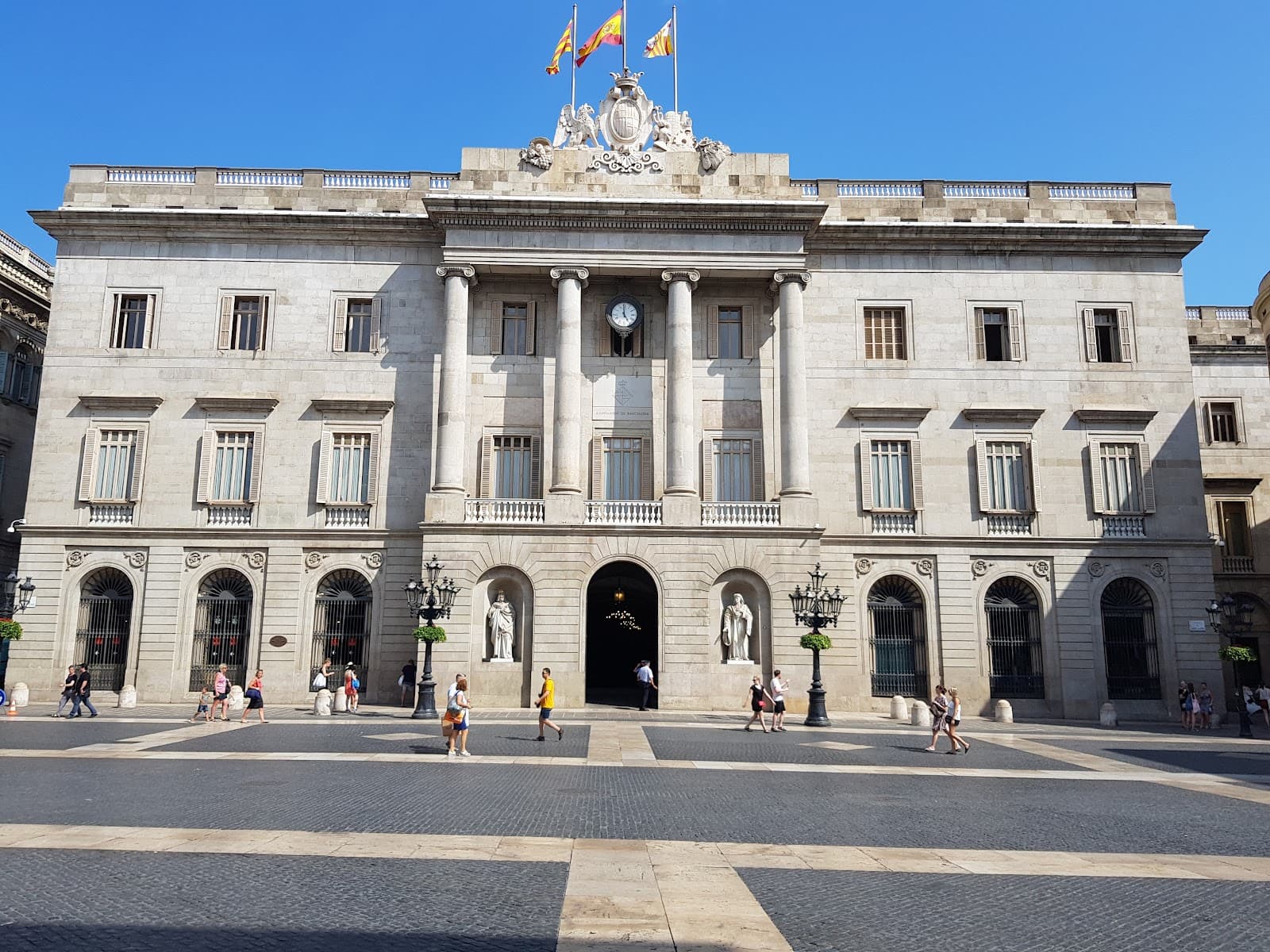 Casa de la Ciutat Nova - Image 1